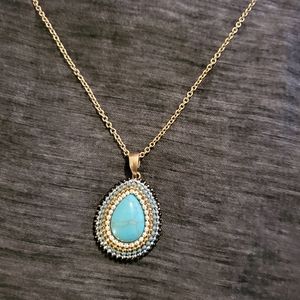 Necklace and earings